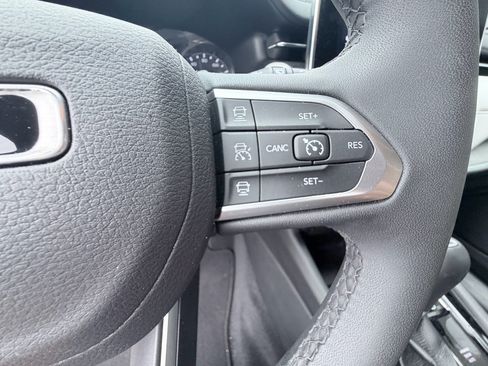 Used 2026 Jeep Compass Limited AWD/4WD image 16