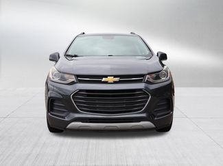 Used 2018 Chevrolet Trax LT w/ LT Convenience Package FWD video 2