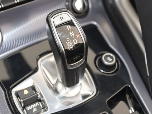 Used 2018 Jaguar F-TYPE R-Dynamic RWD image 7