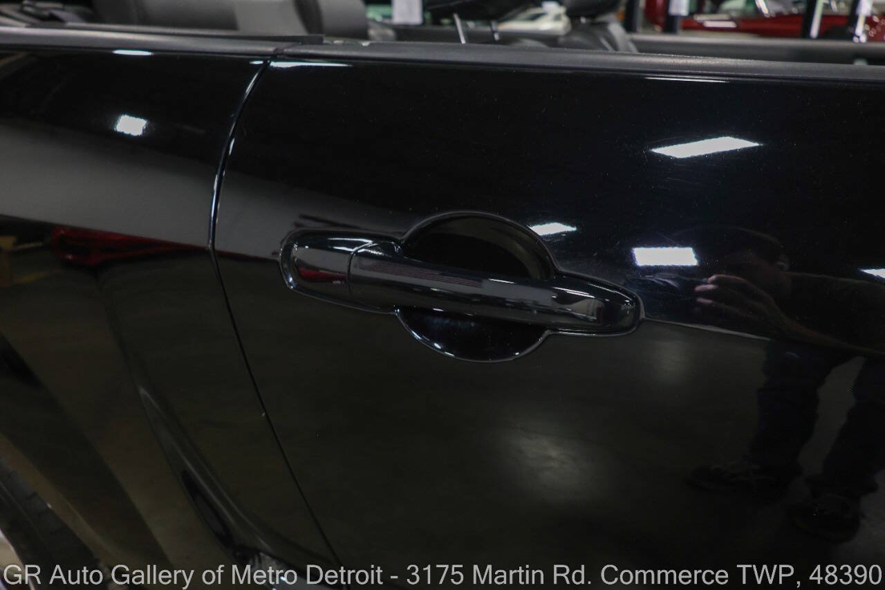 Used 2008 Ford Mustang GT Premium RWD image 36