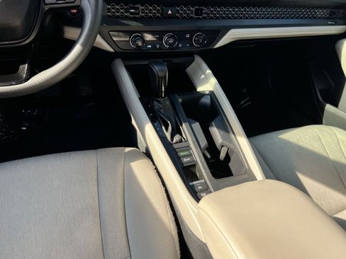 Used 2023 Honda Accord LX image 21