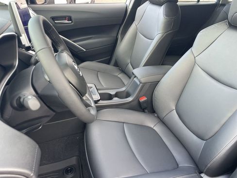 New 2026 Toyota Corolla Cross XLE image 18