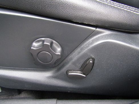 Used 2021 Ford EcoSport Titanium AWD/4WD image 12