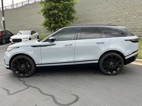 Used 2025 Land Rover Range Rover Velar Dynamic SE AWD/4WD image 4