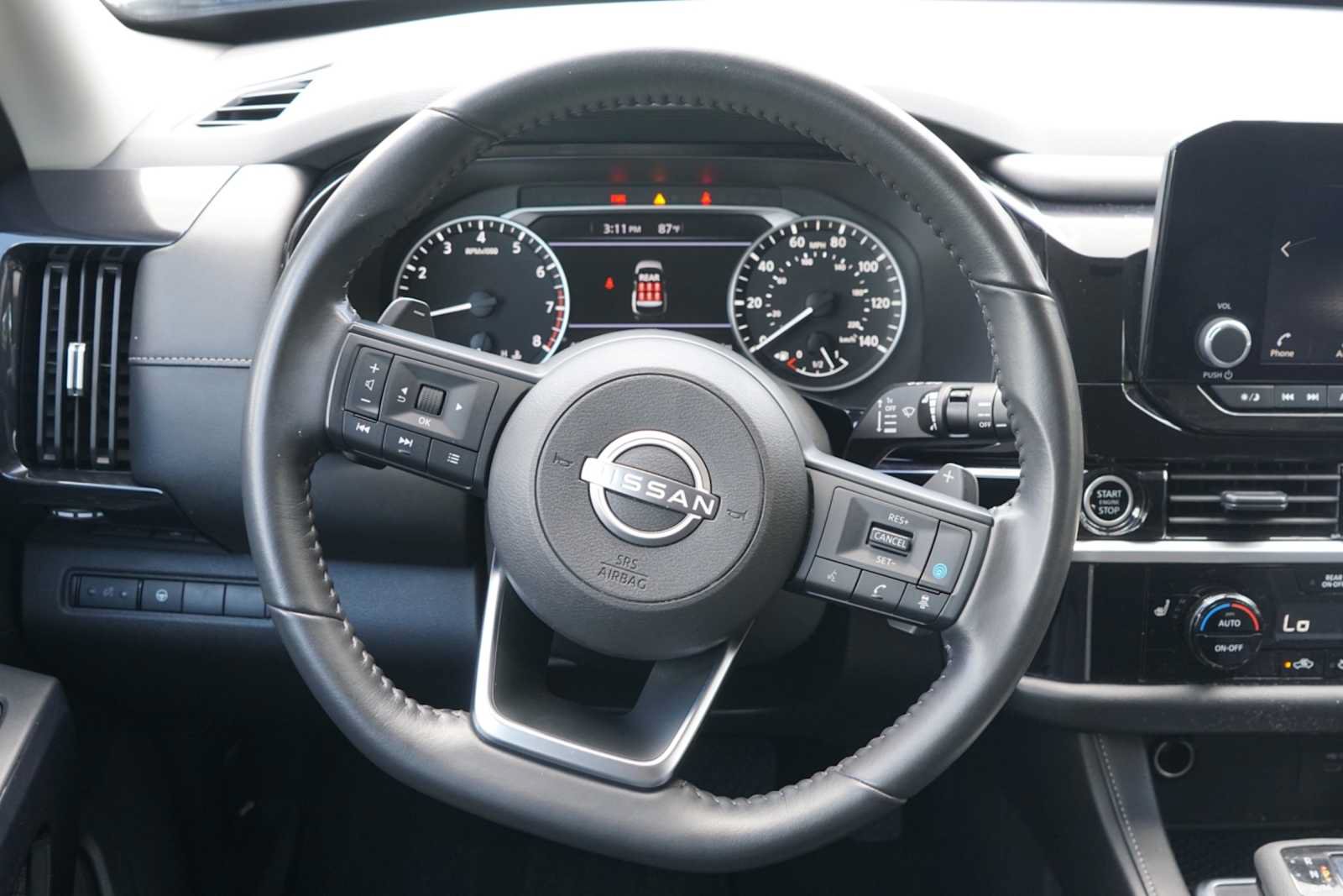 Used 2024 Nissan Pathfinder SV FWD image 22