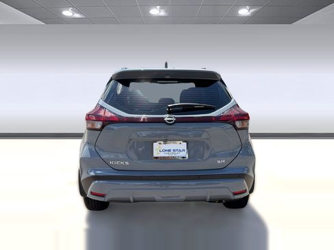 Used 2024 Nissan Kicks SR w/ SR Premium Package FWD image 10