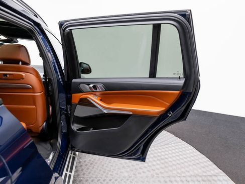 Used 2023 BMW X7 xDrive40i w/ Executive Package image 53