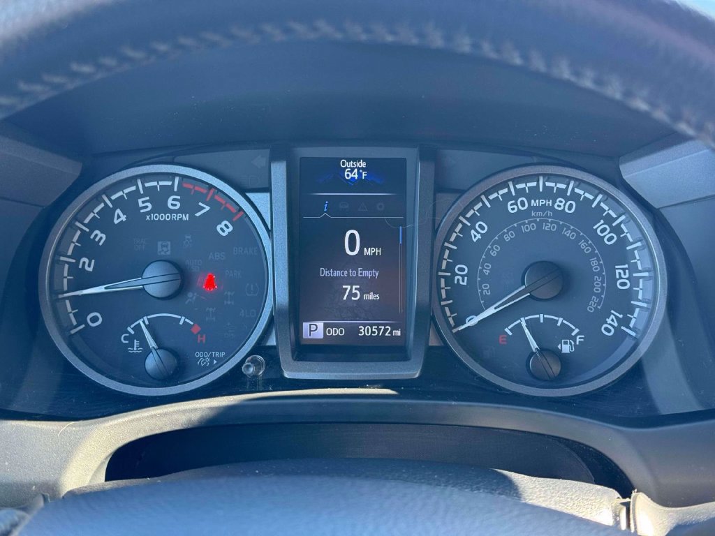 Used 2023 Toyota Tacoma TRD Sport AWD/4WD image 25