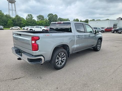 Used 2023 Chevrolet Silverado 1500 LT AWD/4WD image 5