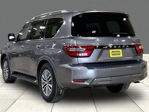 Used 2024 Nissan Armada SL image 11