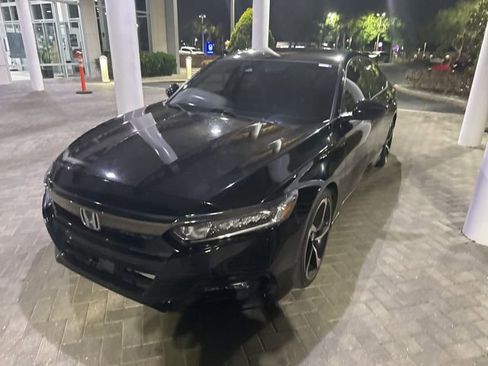 Used 2020 Honda Accord Sport image 3