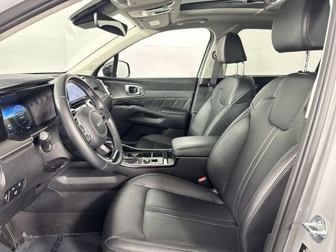 Used 2023 Kia Sorento SX AWD/4WD image 19