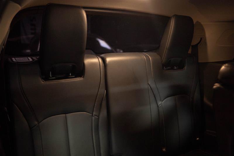 Used 2023 INFINITI QX60 Luxe w/ Cargo Package AWD/4WD image 18