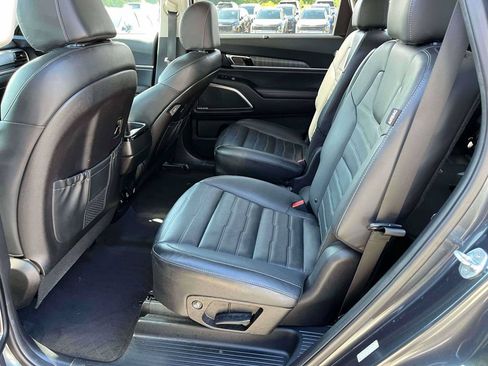 Used 2023 Kia Telluride SX Prestige AWD/4WD image 7