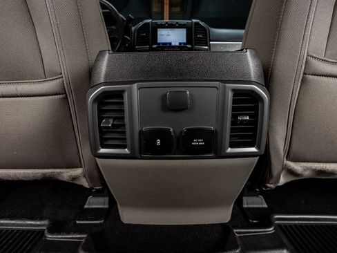 Used 2020 Ford F250 XLT w/ XLT Premium Package image 29