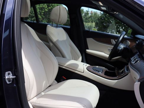 Used 2023 Mercedes-Benz E 350 4MATIC Sedan image 21
