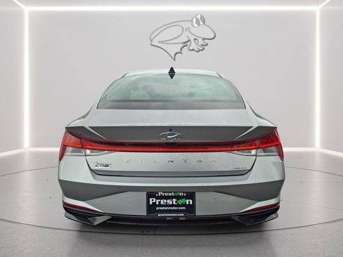 Certified 2023 Hyundai Elantra Limited image 5
