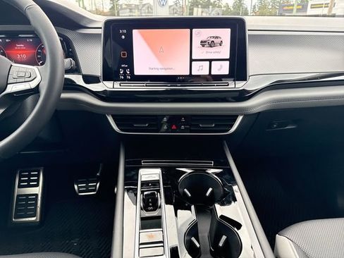 New 2026 Volkswagen Atlas Peak Edition AWD/4WD image 25