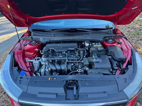 Used 2025 Kia K4 LXS image 25