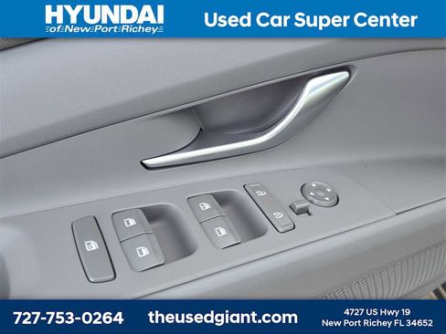 New 2026 Hyundai Elantra Sport image 17