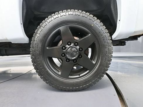Used 2013 GMC Sierra 2500 SLE AWD/4WD image 11