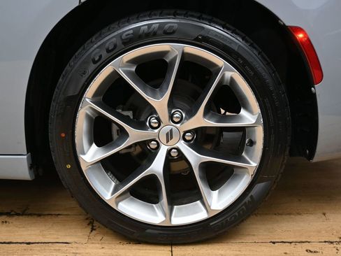 Used 2021 Dodge Charger SXT w/ Plus Group RWD image 12