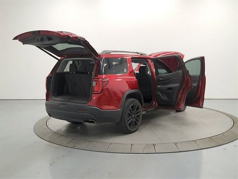 Used 2022 GMC Acadia SLE w/ Driver Convenience Package image 14