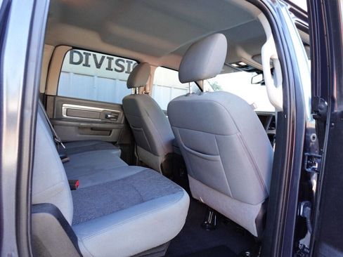 Used 2018 RAM 1500 Lone Star image 27