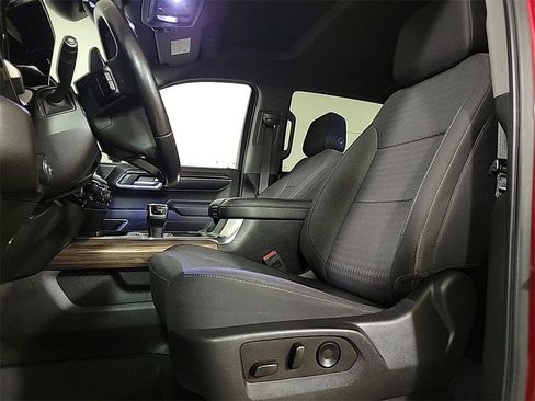 Used 2023 Chevrolet Silverado 1500 RST image 9