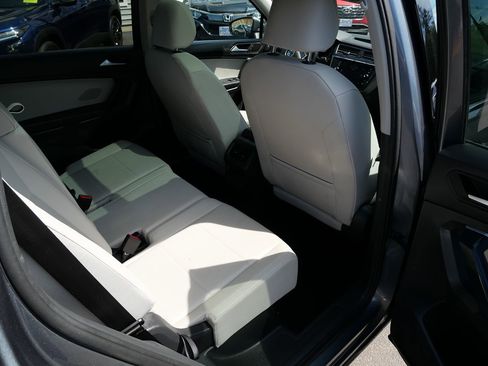 Used 2019 Volkswagen Tiguan SE w/ Panoramic Sunroof Package AWD/4WD image 22