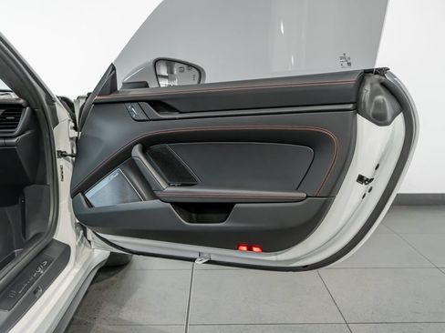 Certified 2026 Porsche 911 Carrera GTS RWD image 23