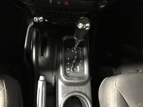 Used 2016 Jeep Wrangler Unlimited Sport w/ Quick Order Package 24S image 28