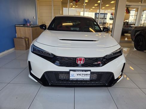 Certified 2024 Honda Civic Type R image 2