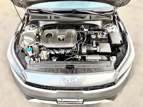Used 2023 Kia Forte LXS w/ LXS Technology Package FWD image 20