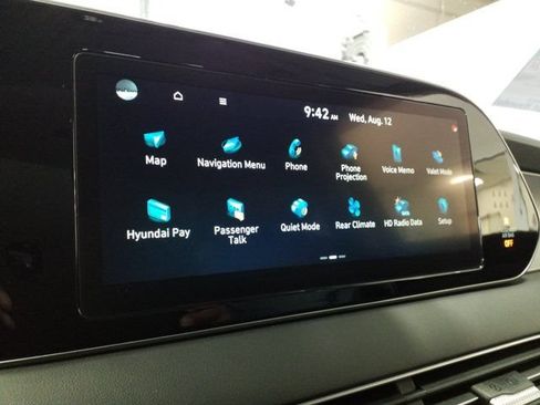 Used 2022 Hyundai Palisade SEL w/ 8P Bench Seat Package AWD/4WD image 6