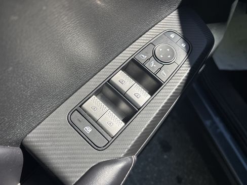 Used 2025 Mitsubishi Outlander SE AWD/4WD image 18