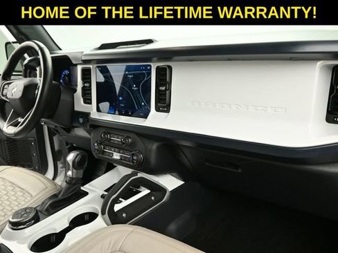 Used 2023 Ford Bronco Outer Banks AWD/4WD image 43