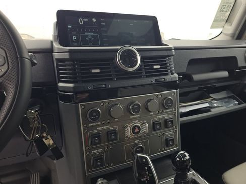 Used 2025 INEOS Grenadier Fieldmaster Edition image 20