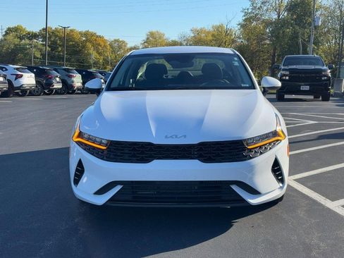 Used 2023 Kia K5 LXS image 9