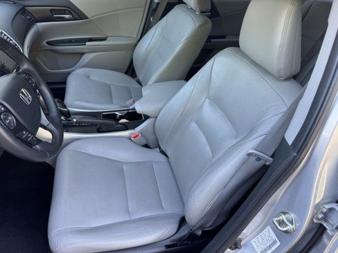 Used 2015 Honda Accord EX-L image 7