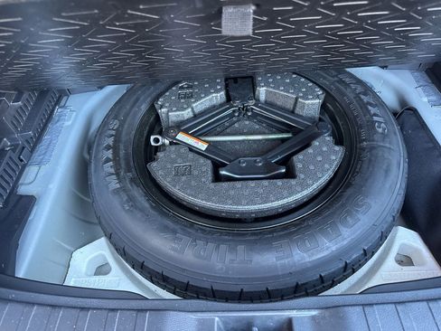 Used 2020 Toyota RAV4 LE w/ Carpet Mat Package image 34