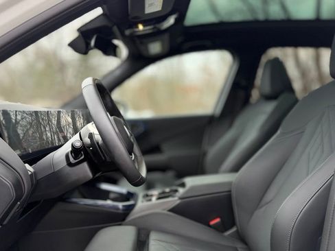 Certified 2025 BMW X3 xDrive30i w/ Premium Package image 14