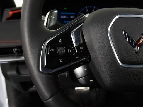 Used 2024 Chevrolet Corvette Stingray Preferred Cpe w/ Z51 Performance Package image 27