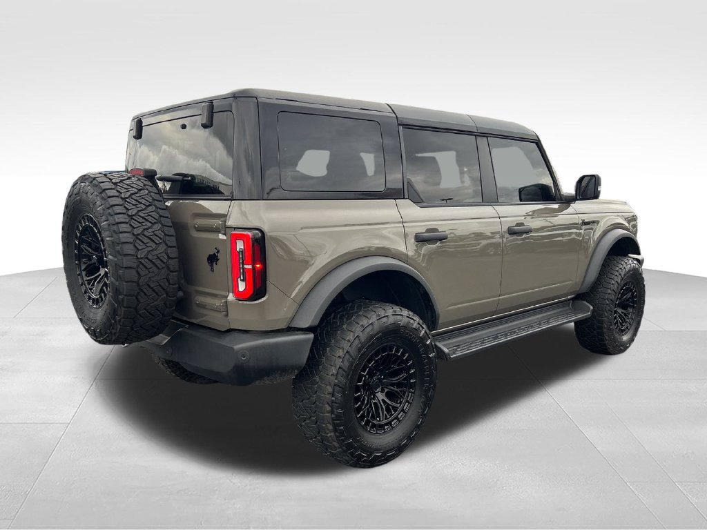Used 2025 Ford Bronco Outer Banks AWD/4WD image 5