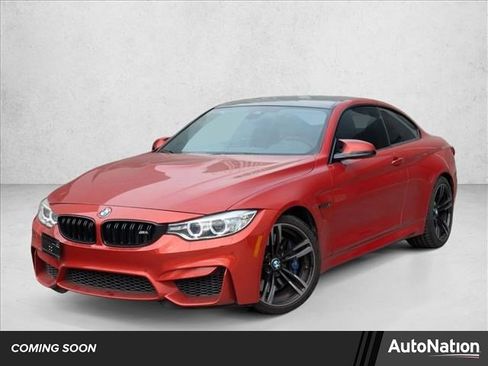 Used 2017 BMW M4 Coupe image 1