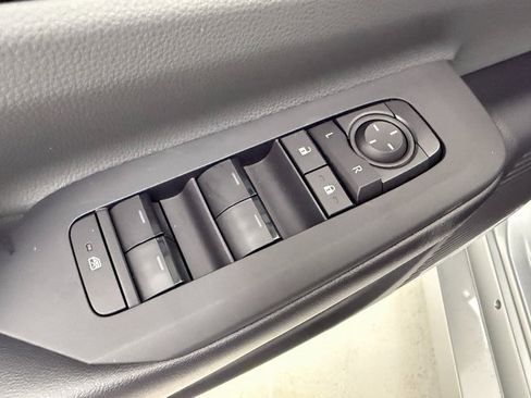 New 2026 Toyota Prius LE image 28