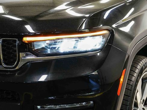 Used 2022 Jeep Grand Cherokee L Limited RWD image 7