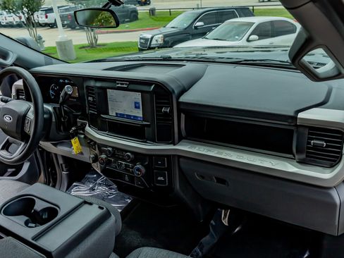 Used 2026 Ford F250 XL w/ STX Appearance Package AWD/4WD image 18