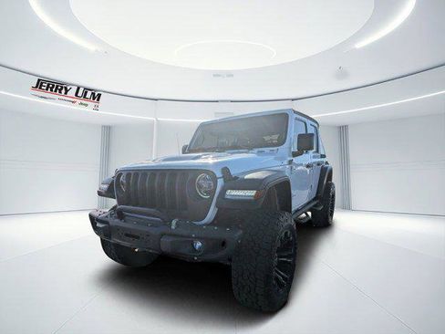 Certified 2019 Jeep Wrangler Unlimited Rubicon w/ Steel Bumper Group image 6