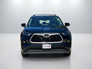 Certified 2024 Toyota Highlander LE video 2